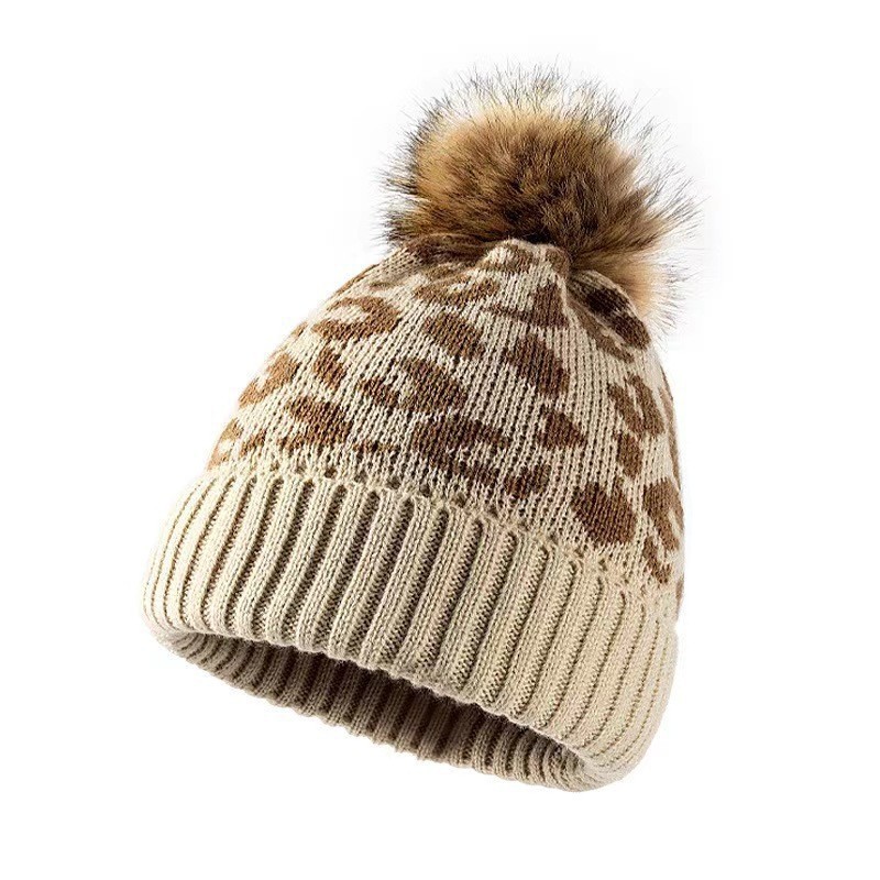 Gorro de Punto con Estampado d - Beanie Cuffed Knit reseña y precio
